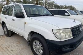 Toyota في مدينة أبو ظبي الإمارات للبيع