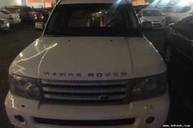 Land Rover  في إمارة الشارقة الإمارات للبيع