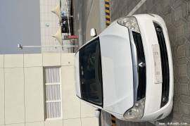 Renault في مدينة أبو ظبي الإمارات للبيع